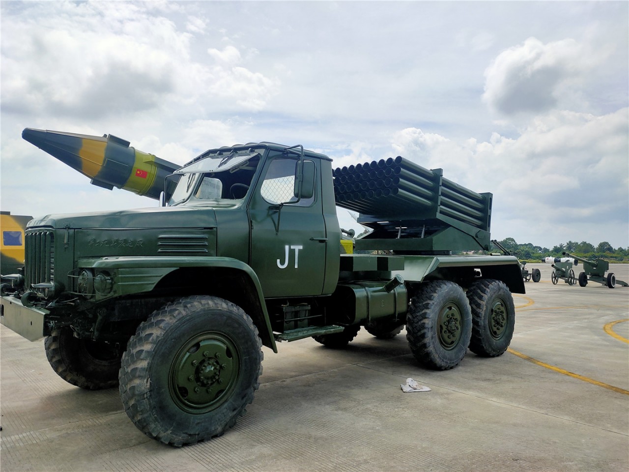 军事模型生产厂家开动装甲车出售