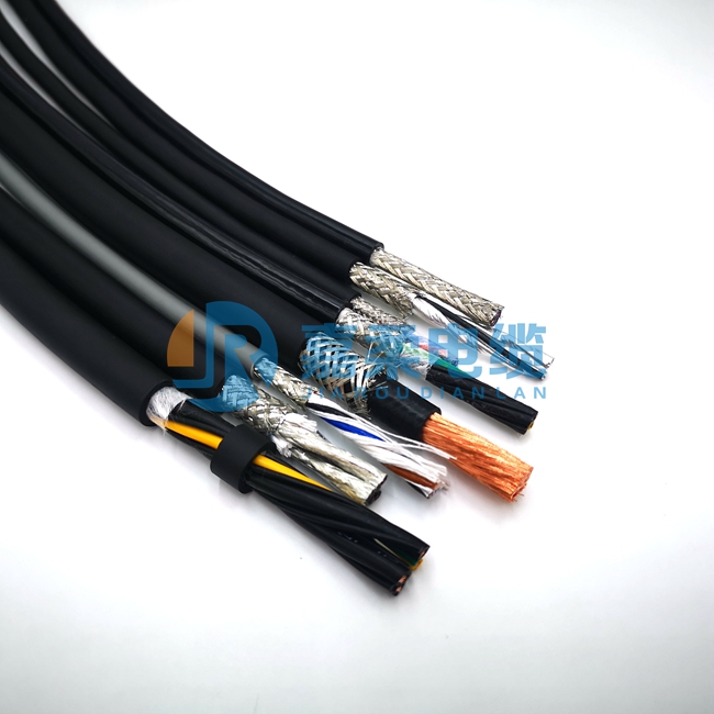 TPU高度耐油电缆,耐油专用电缆线
