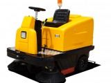 单人驾驶的电动扫地车，扫地机，物业/校园/景区/工厂使用的电动扫地车
